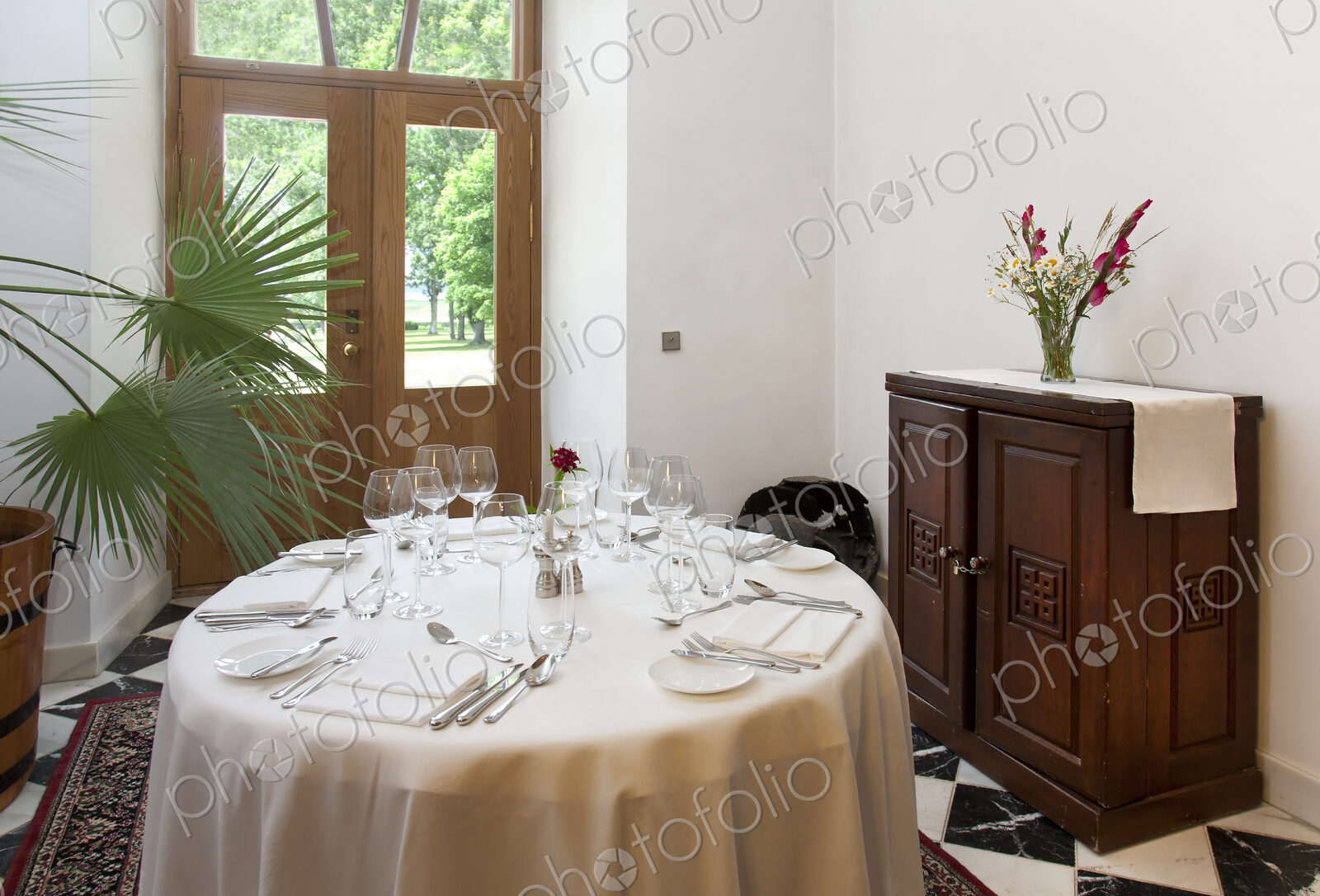 Elegant Dining Setup