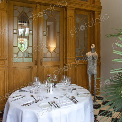 Elegant Dining Setup Elegant Dining Setup