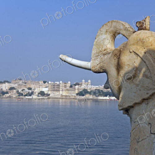 Elephant Sculpture at Lake Pichola Elephant Sculpture at Lake Pichola