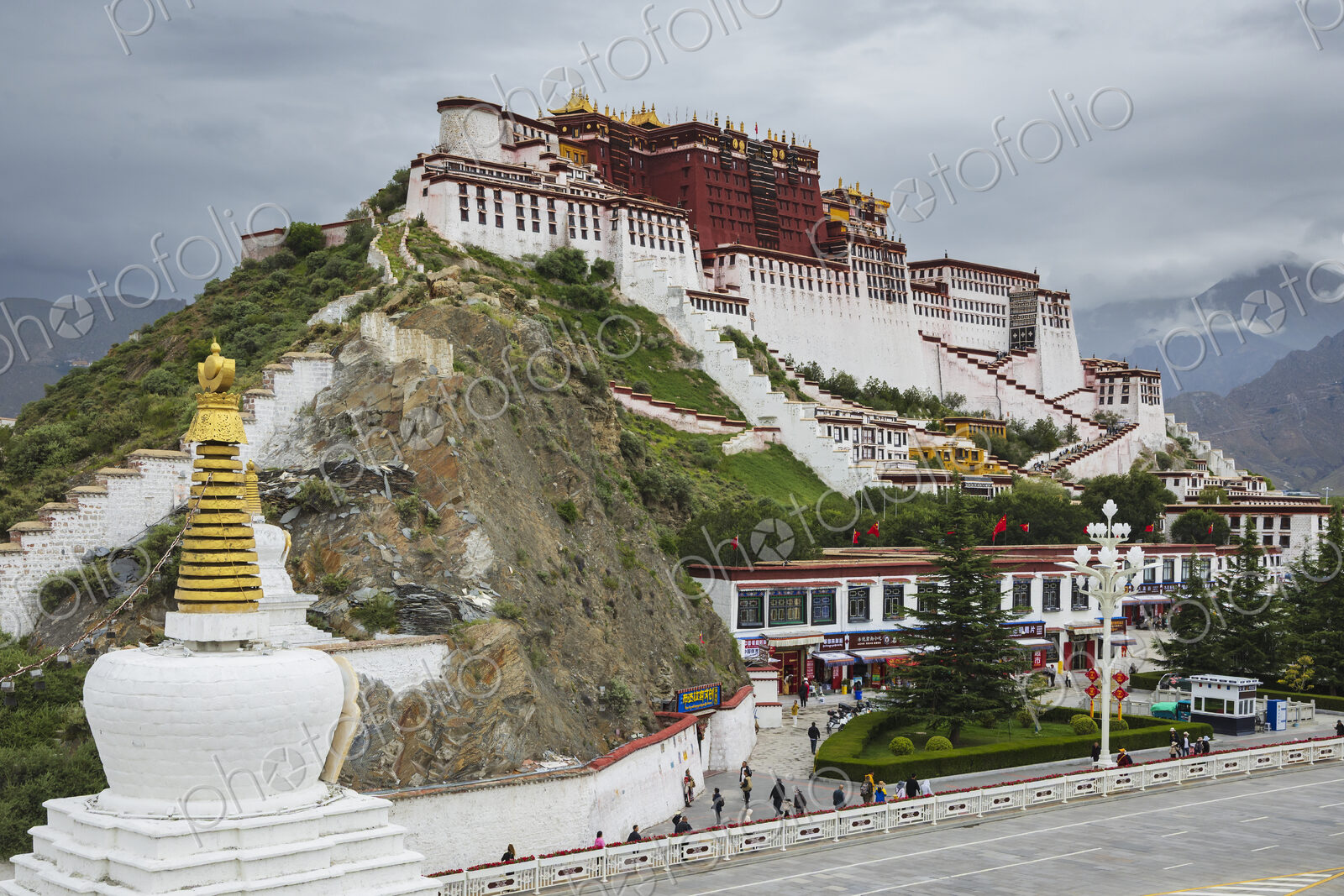 Elevated View of the Potala Palace Potala Palace, Lhasa, Autonomous Region of Tibet