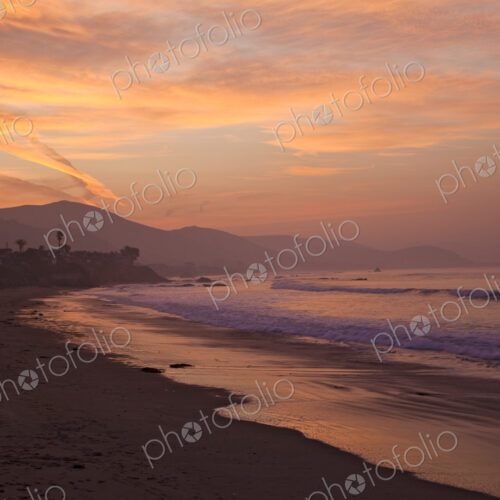 Empty Beach at Dawn Empty Beach at Dawn