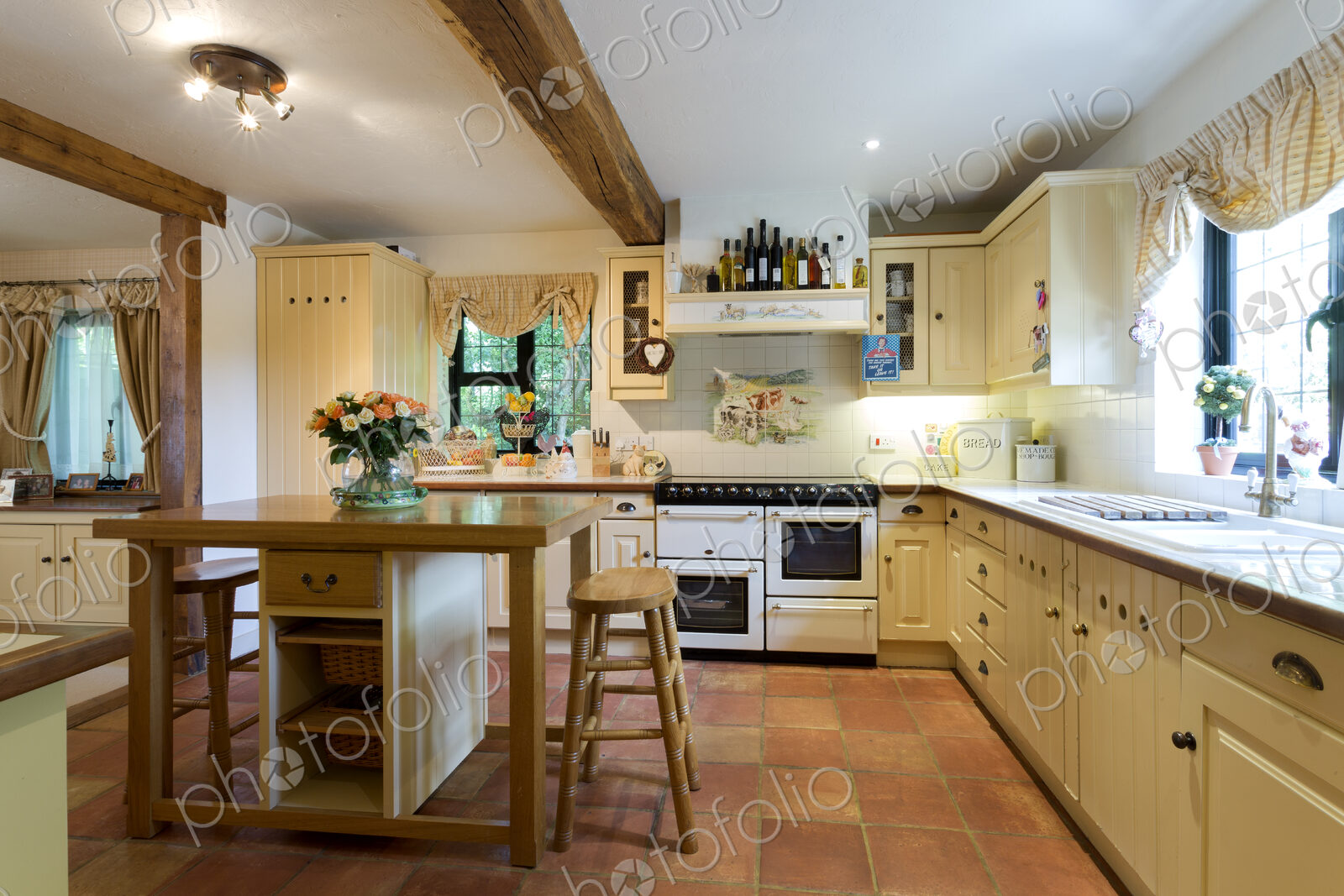 Empty cottage kitchen