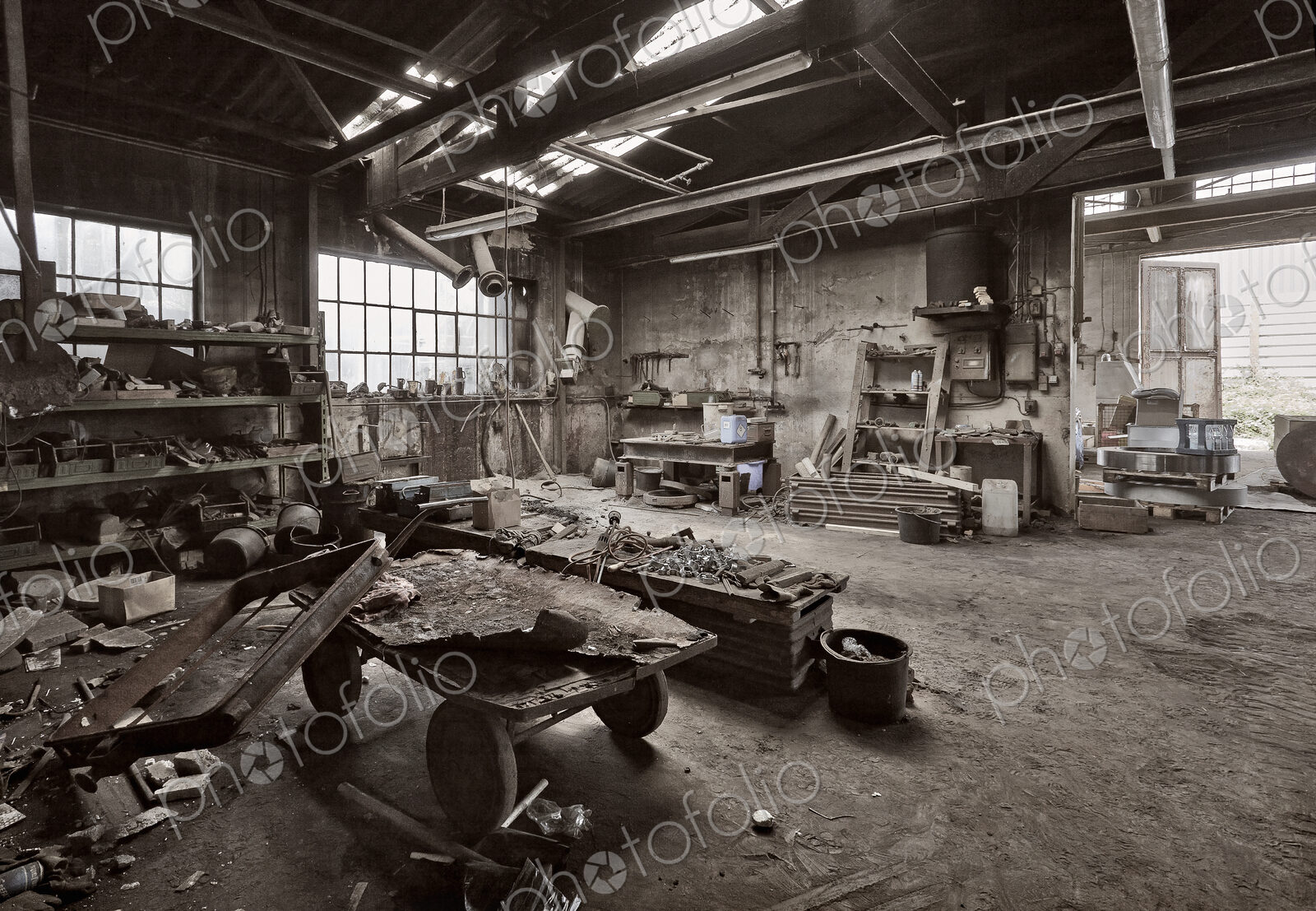 Empty dilapidated casting metalwork workshop