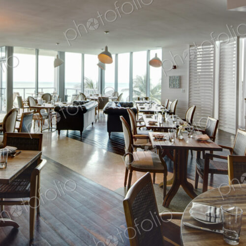 Empty tables in restaurant Empty tables in restaurant