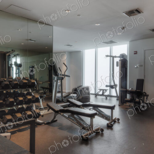 Empty weights in gymnasium Empty weights in gymnasium