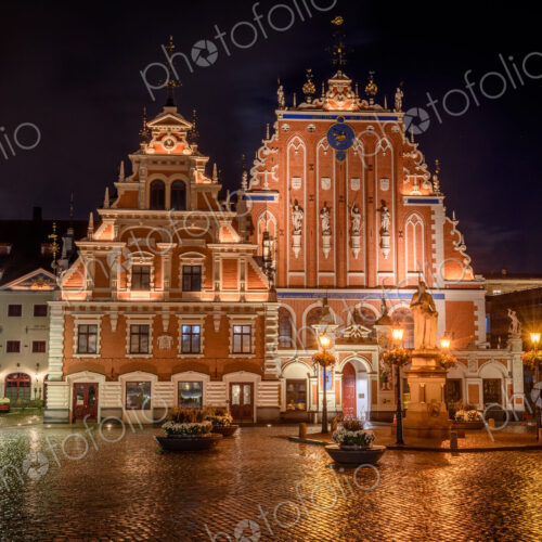 Exterior view of historic buildings on Town Hall Square in Riga at night. Exterior view of historic buildings on Town Hall Square in Riga at night.