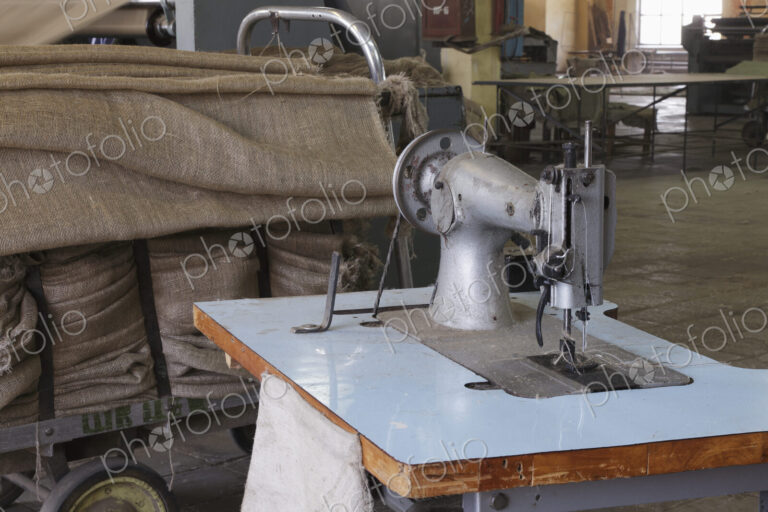 Factory Sewing Machine