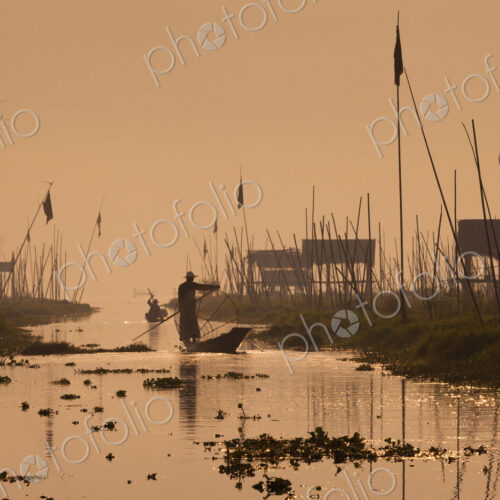 Fishermen on Inle Lake, Myanmar Fishermen on Inle Lake, Myanmar