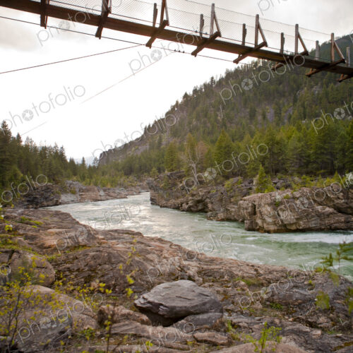 Footbridge Crossing River Footbridge Crossing River