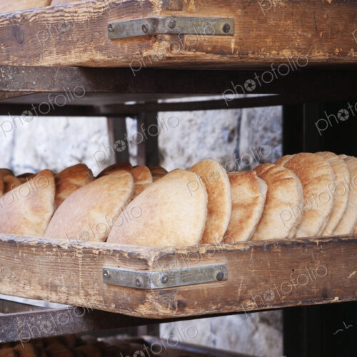 Fresh Baked Pita Bread Fresh Baked Pita Bread