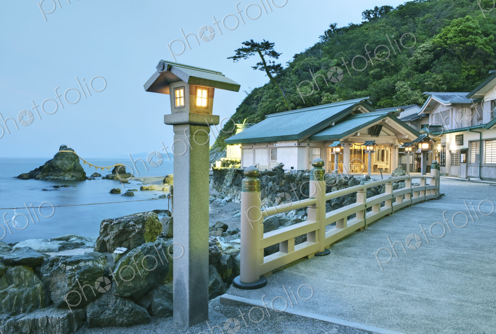 Futamigaura Shrine