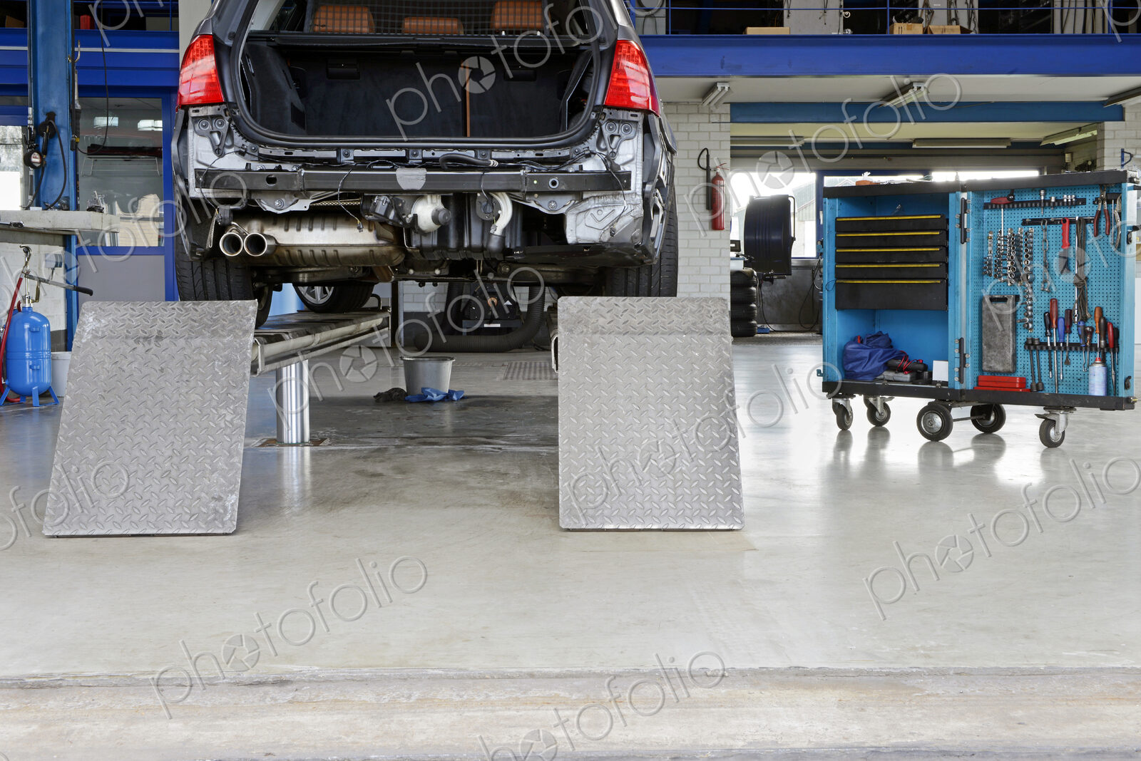 Garage bridge and tool cart.