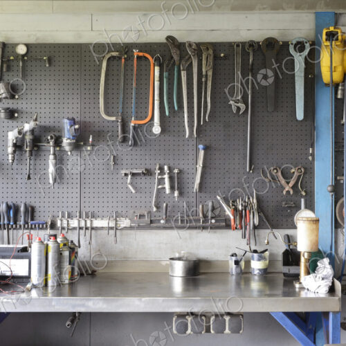 Garage workshop toolboard