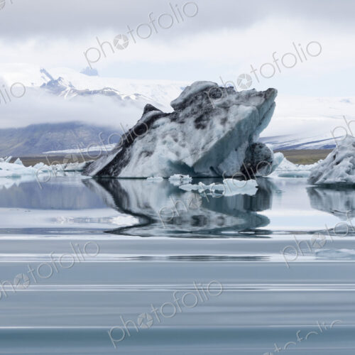 Glacial lake at the head of the Breidamerkurjokull glacier Glacial lake at the head of the Breidamerkurjokull glacier