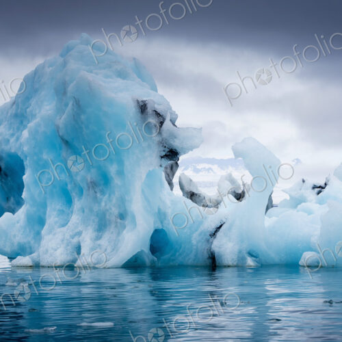 Glacial lake at the head of the Breidamerkurjokull glacier Glacial lake at the head of the Breidamerkurjokull glacier