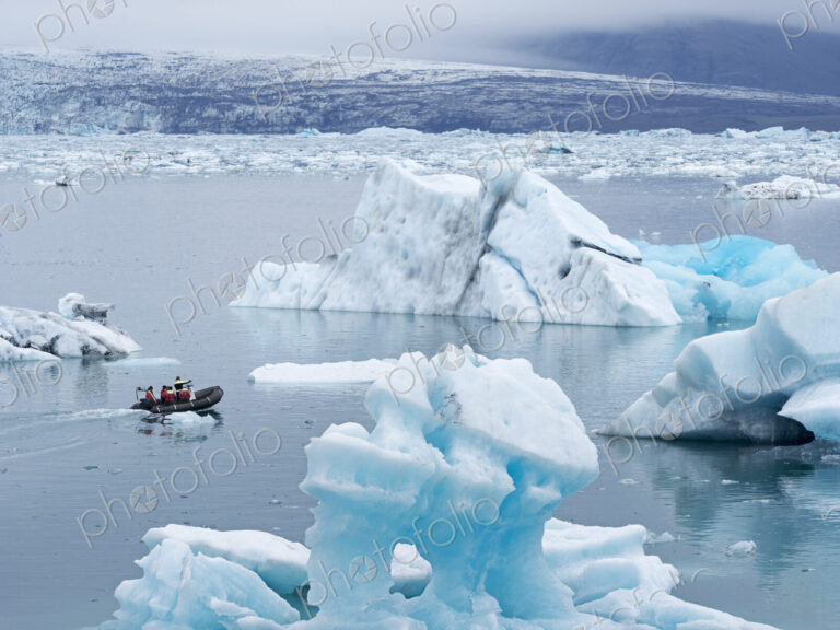 Glacial lake at the head of the Breidamerkurjokull glacier