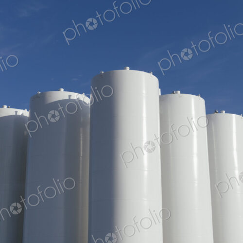 Grain silos, near Swift Current, Saskatchewan, Canada. Grain silos, near Swift Current, Saskatchewan, Canada.