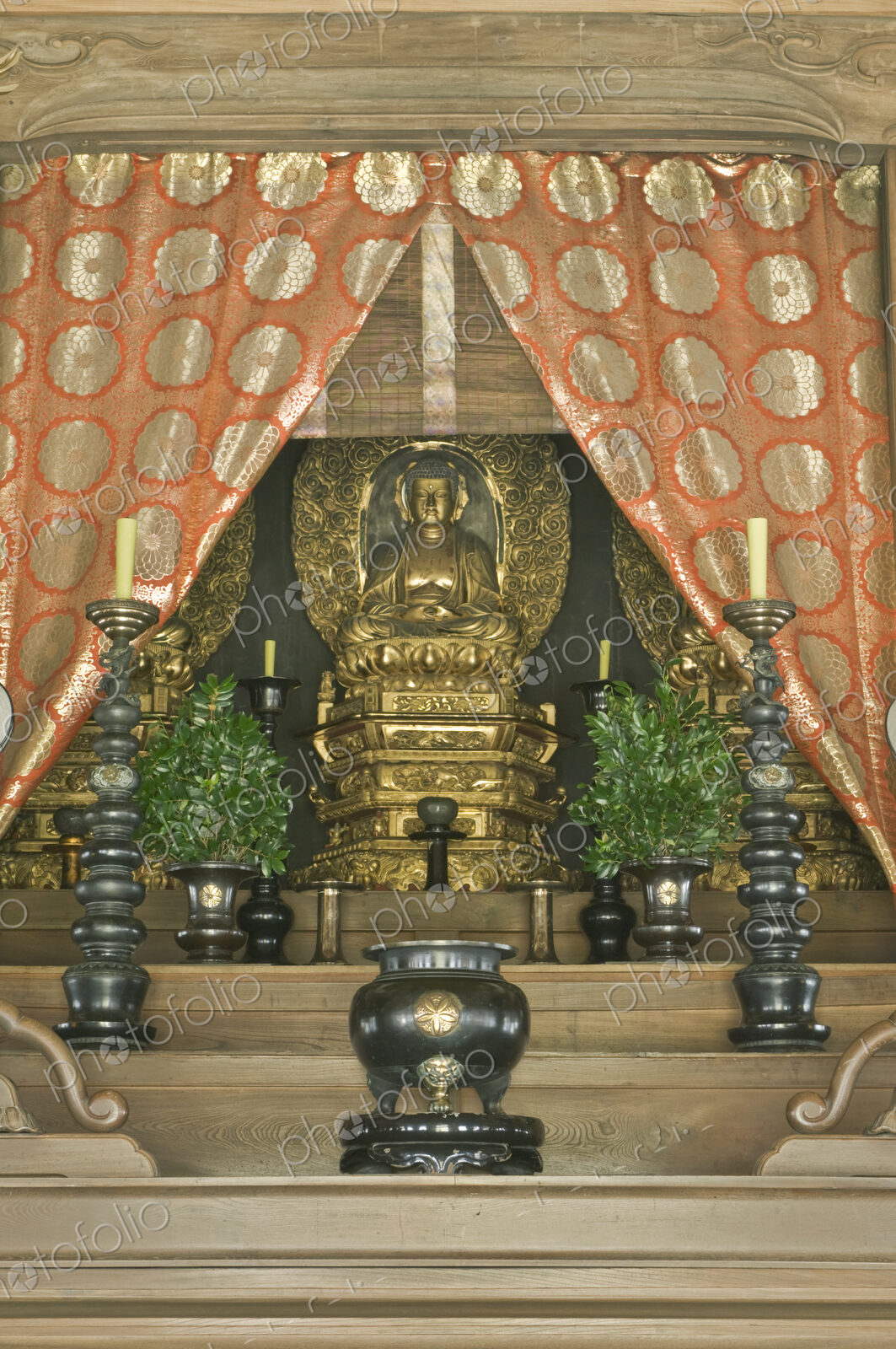 Great Buddha Hall Altar
