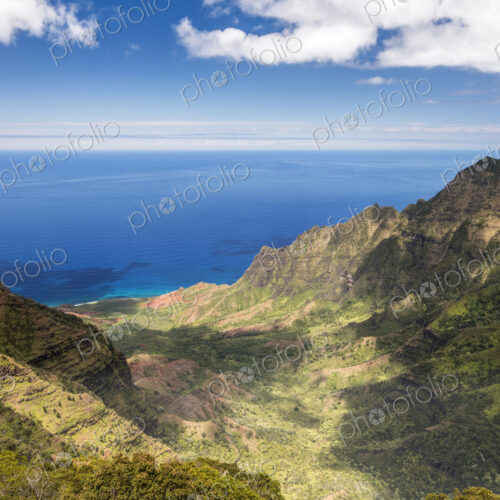 Hawaii, Kauai, Kokee State Park, View of the Kalalau Valley from Pu'u o Kila Lookout