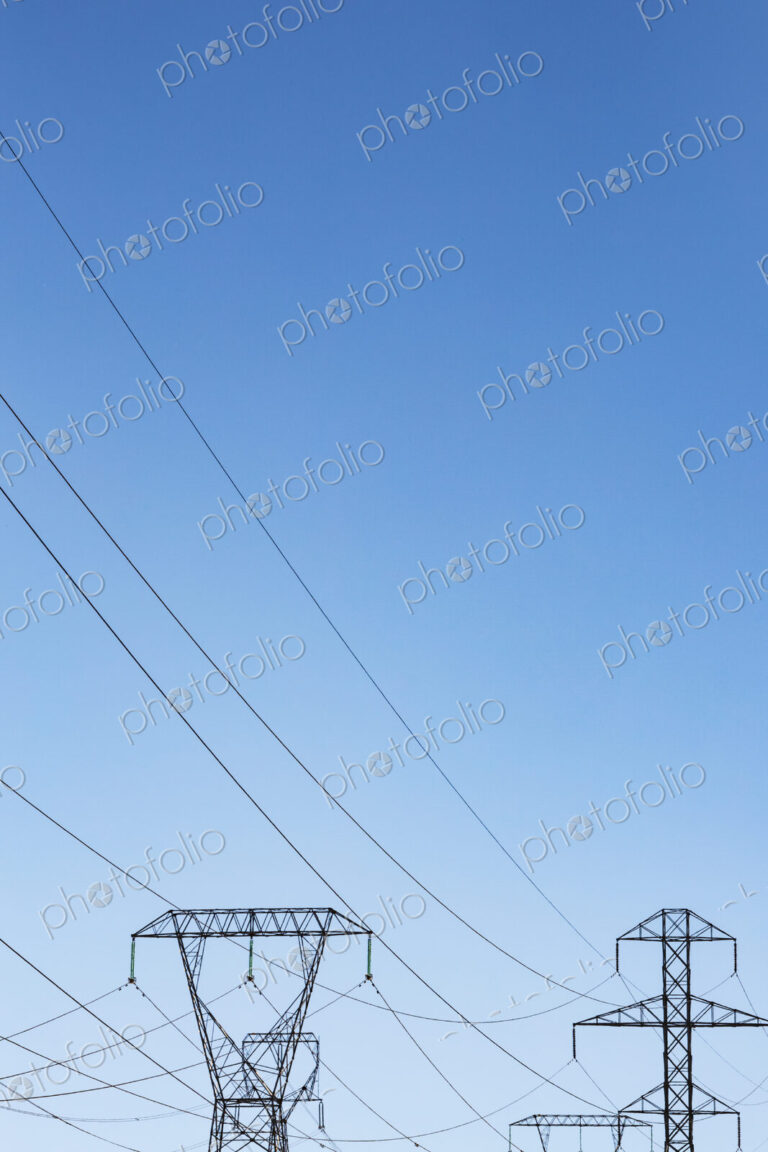 High transmission towers and lines, Ellensburg