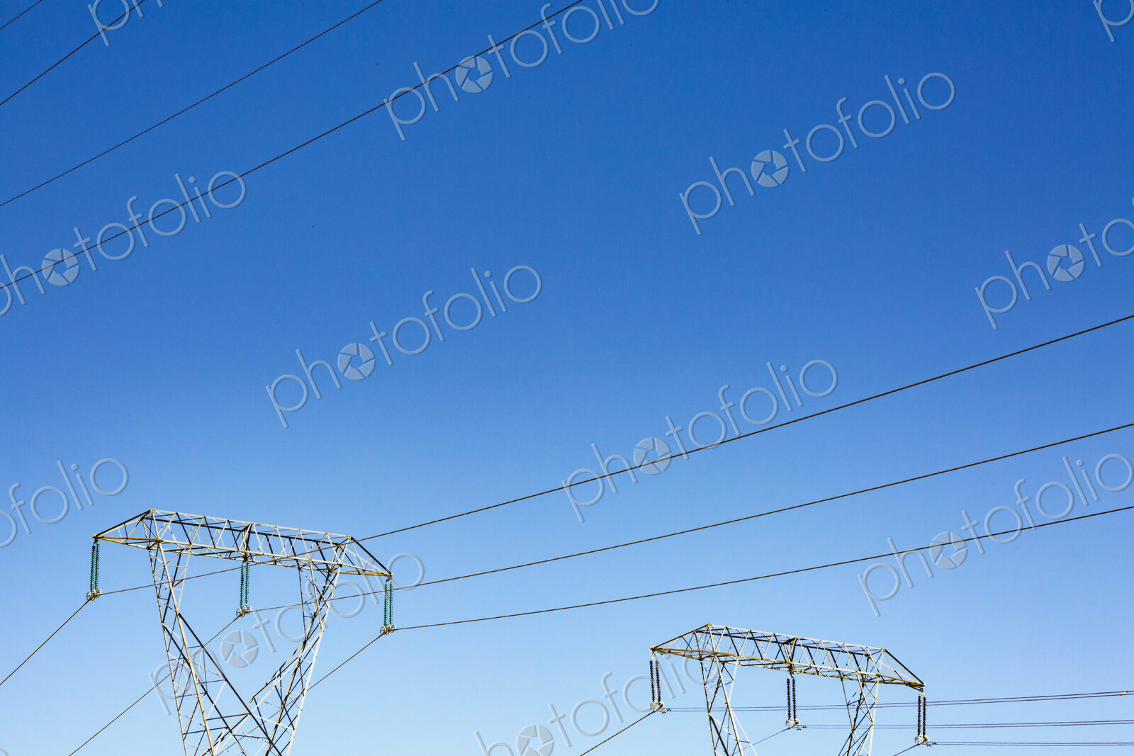 High transmission towers and lines, Ellensburg