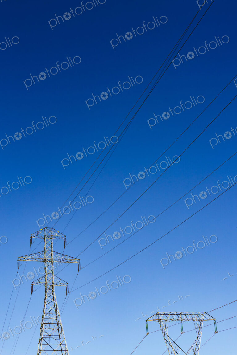 High transmission towers and lines, Ellensburg