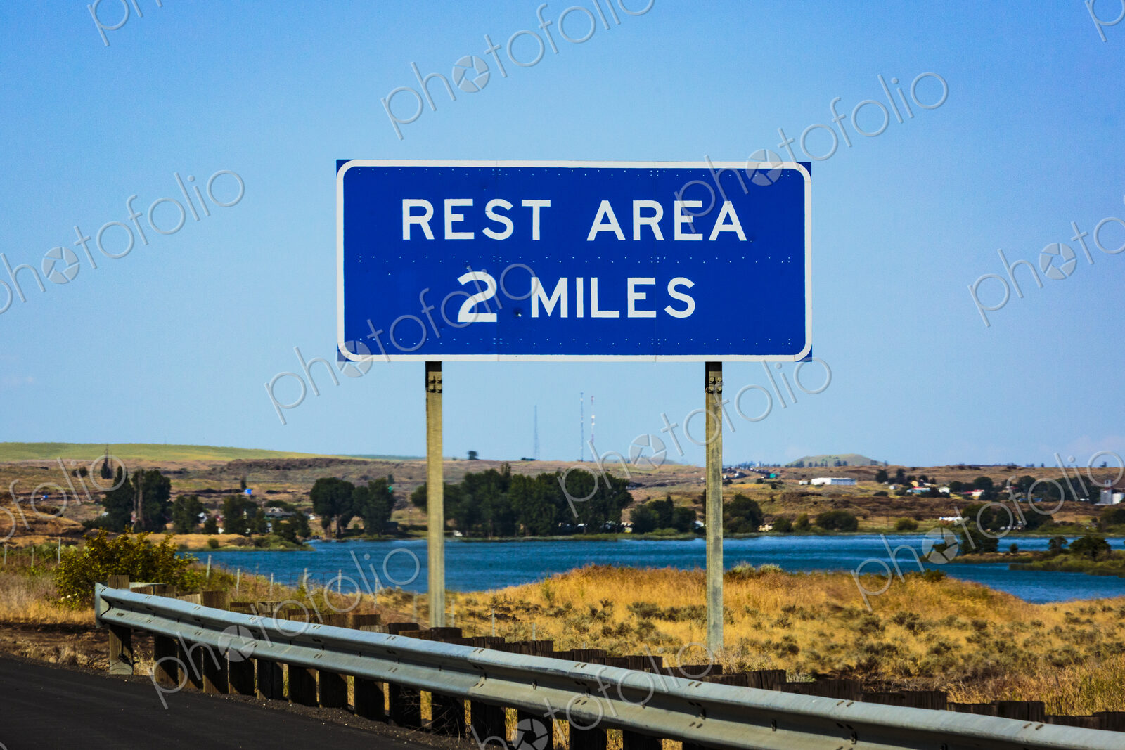 Highway rest area sign, a roadsign on Interstate 90.