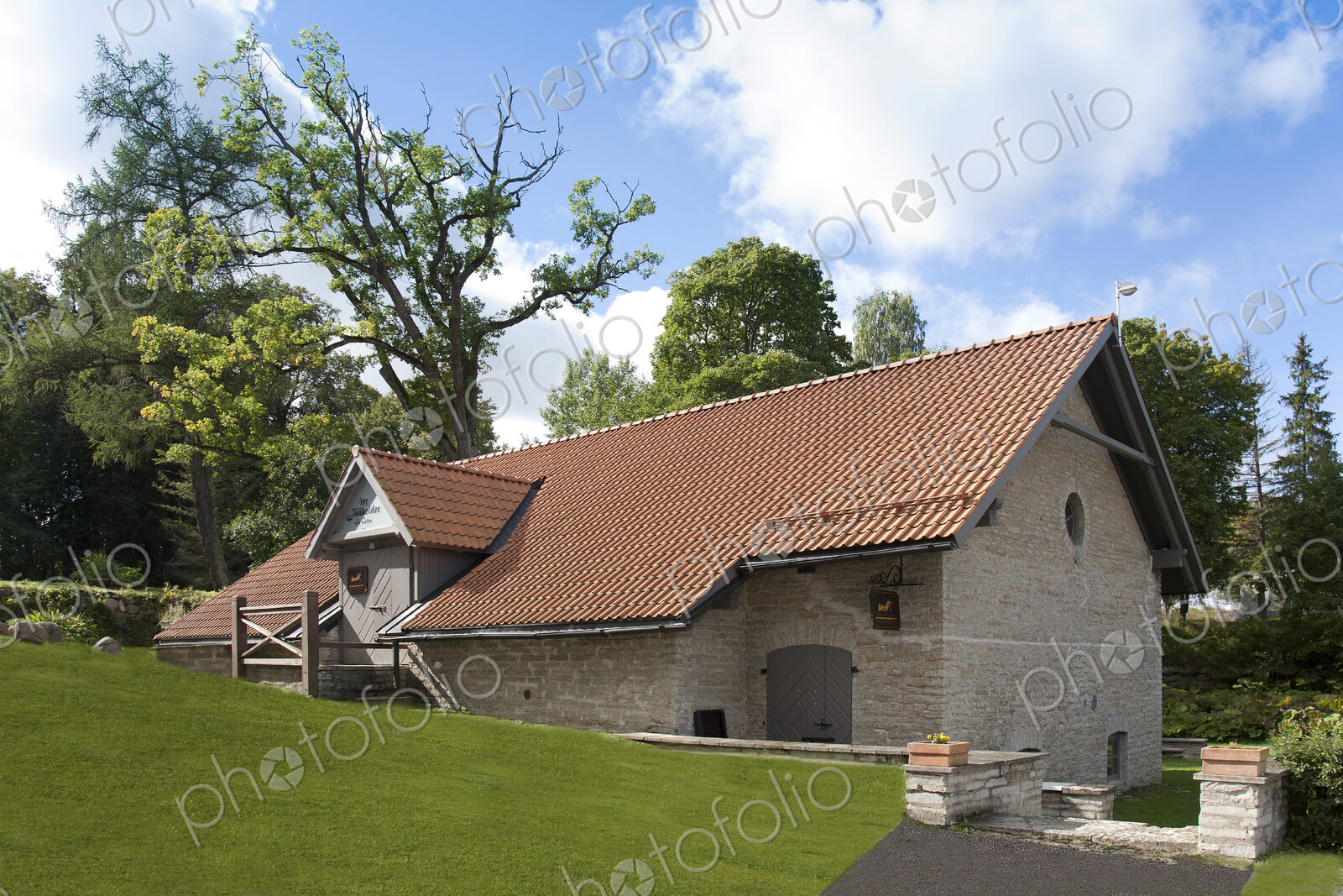 Hillside Vihula Manor Building