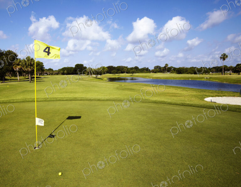 Hole 4 on a Golf Course