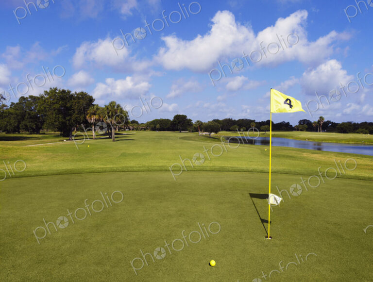 Hole 4 on a Golf Course