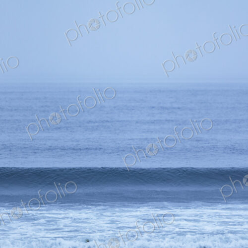 Incoming wave, Strait of Juan de Fuca, Port Angeles, WA USA Incoming wave, Strait of Juan de Fuca, Port Angeles, WA USA