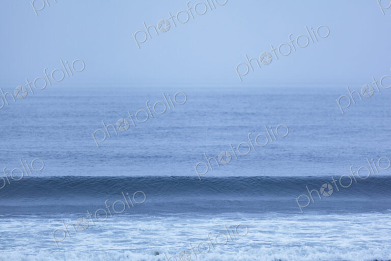 Incoming wave, Strait of Juan de Fuca, Port Angeles, WA USA