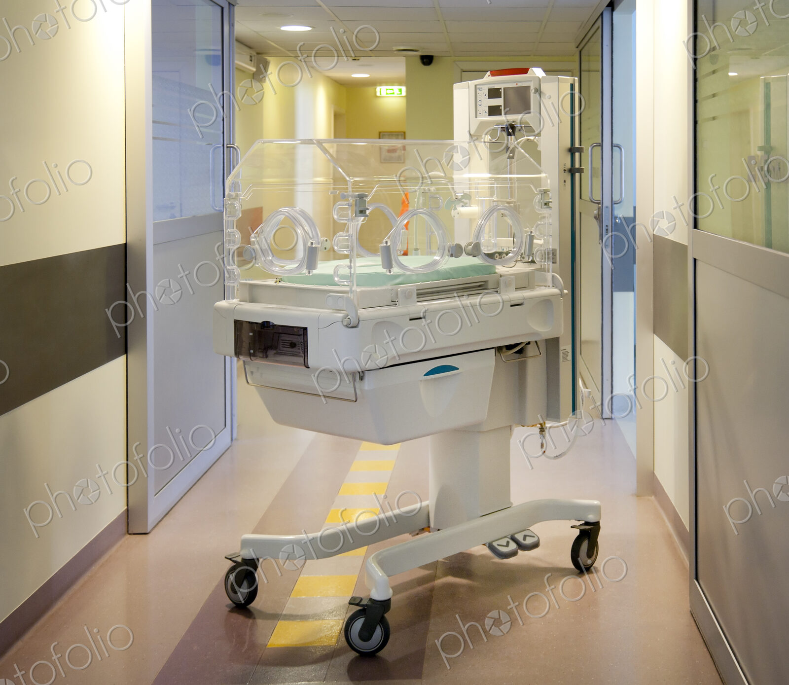 Intensive care unit, Tartu University children clinic , Estonia