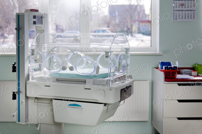 Intensive care unit, Tartu University children clinic , Estonia