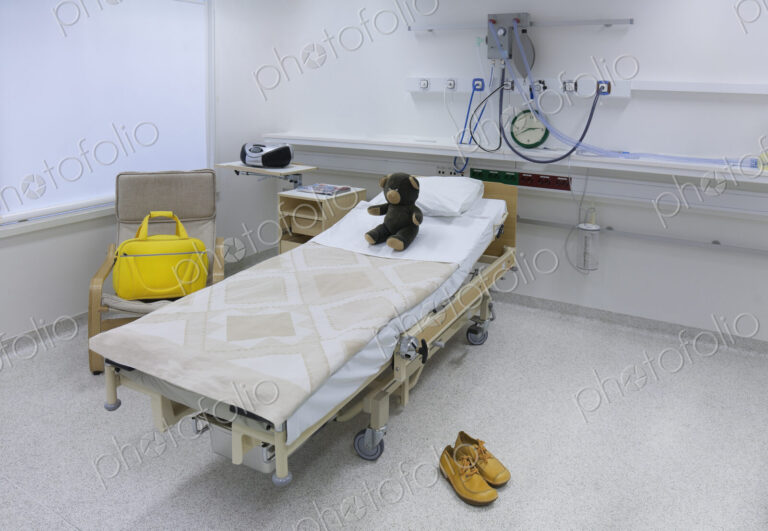 Intensive care unit, Tartu University children clinic , Estonia