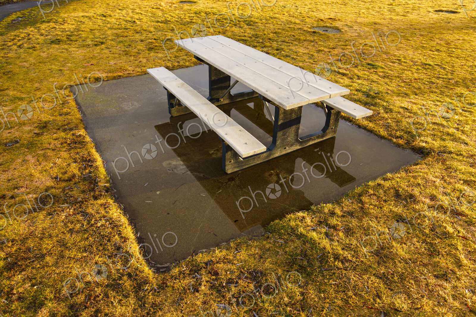 Interstate 90 Highway rest stop and picnic tables at Sprague overlooking a lake.