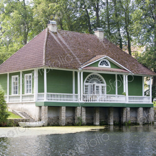 Isabella Bathouse Isabella Bathouse