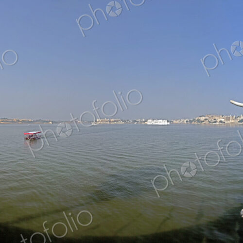 Jag Mandir palace built on an island in Lake Pichola Jag Mandir palace built on an island in Lake Pichola