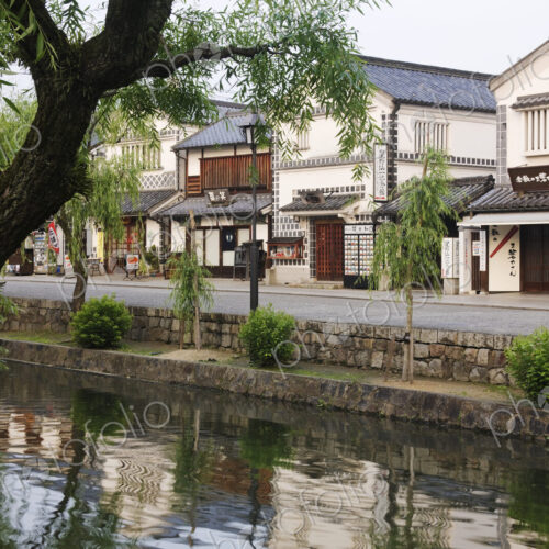 Japanese Canal Scene Japanese Canal Scene