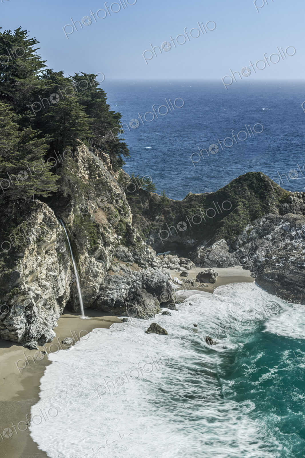 Julia Pfeiffer Burns State Park, elevated view over the beach, waves breaking, steep…