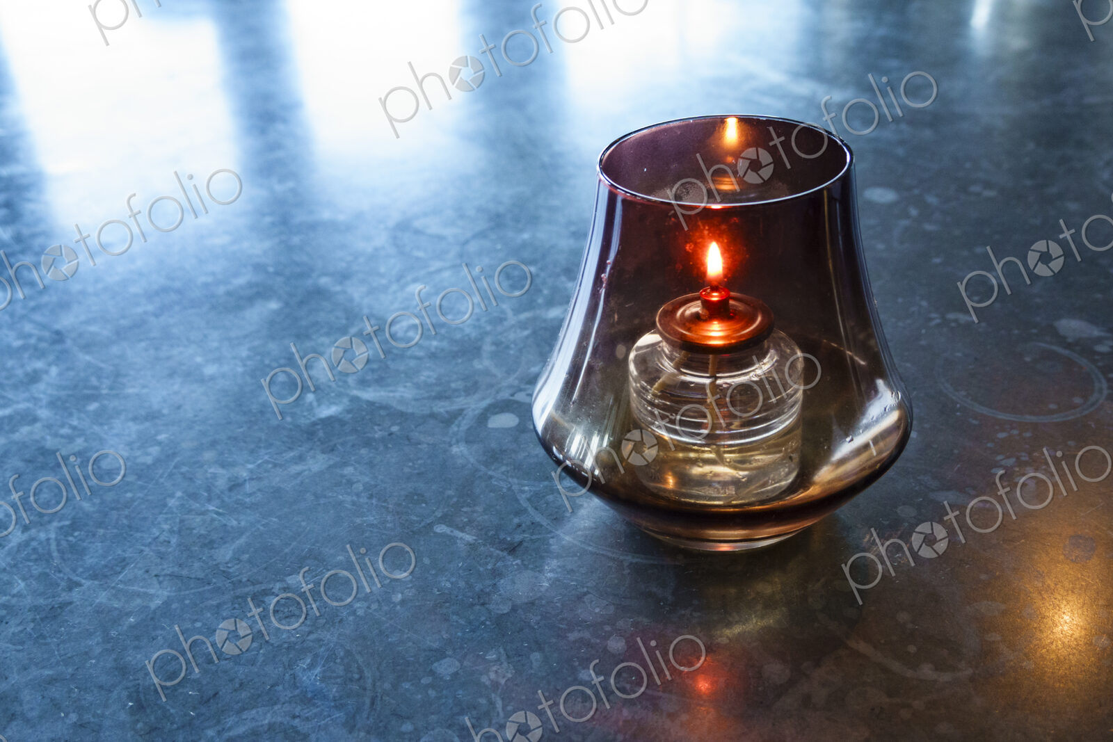 Kerosene table lamp, USA