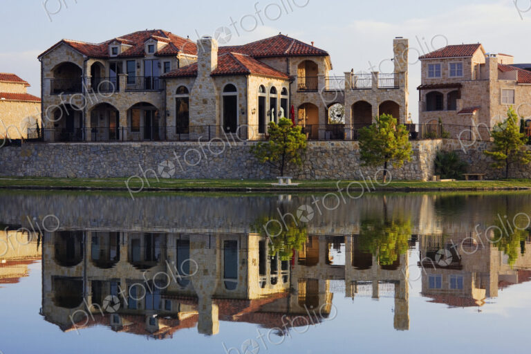 Lakeside Luxury Home
