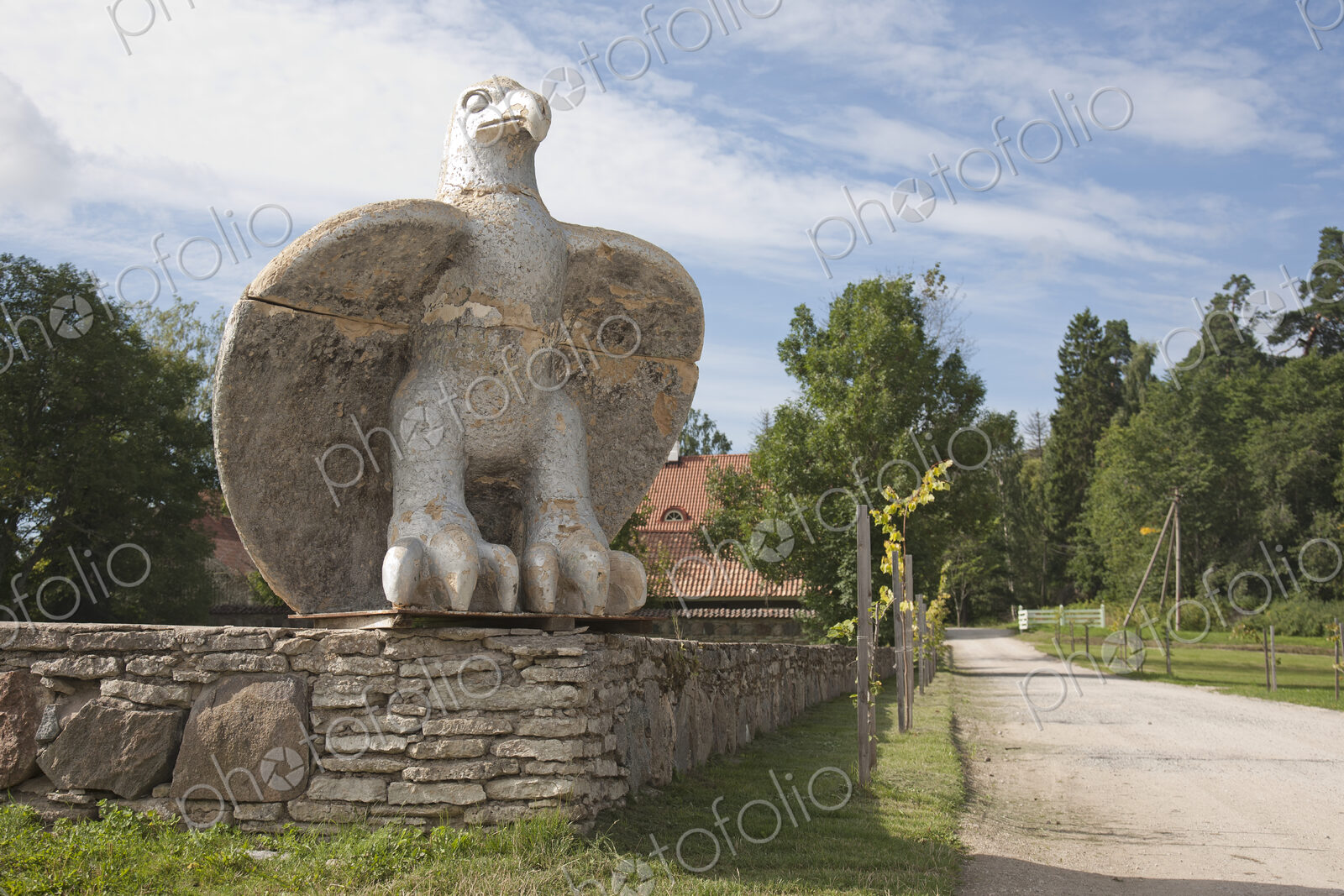Large Bird Statuary