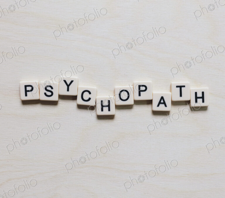 Letter blocks spelling the word "PSYCHOPATH"
