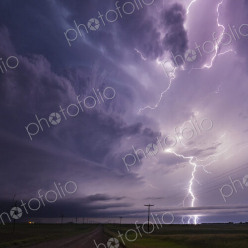 Lightning from a Tornado-Producing Supercell;;;Lisbon;