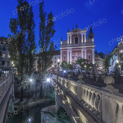 Ljubljana Castle at night, with the triple bridge in foreground. Ljubljana Castle at night, with the triple bridge in foreground.