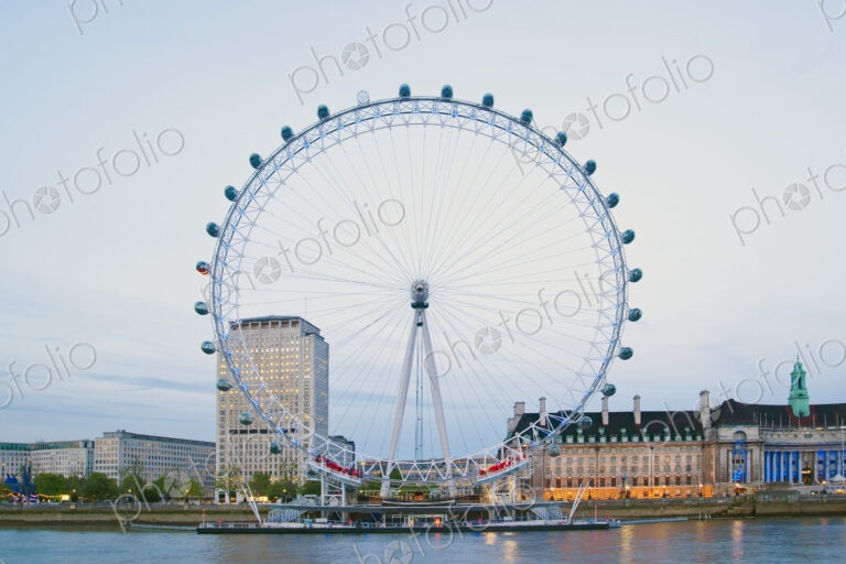 London Eye at Twilight