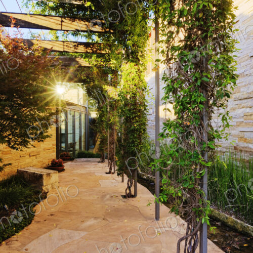 Luxury Home Entrace Luxury Home Entrace