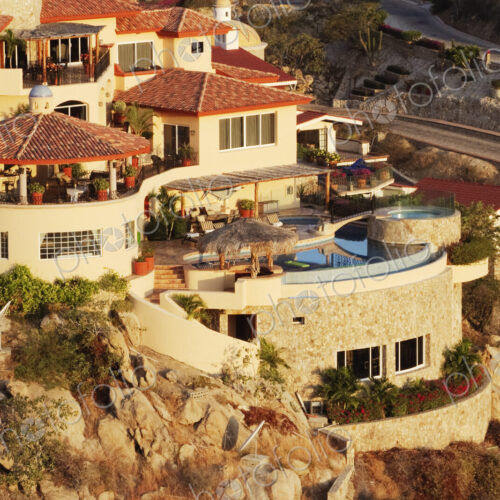 Luxury Home on a Hill Luxury Home on a Hill