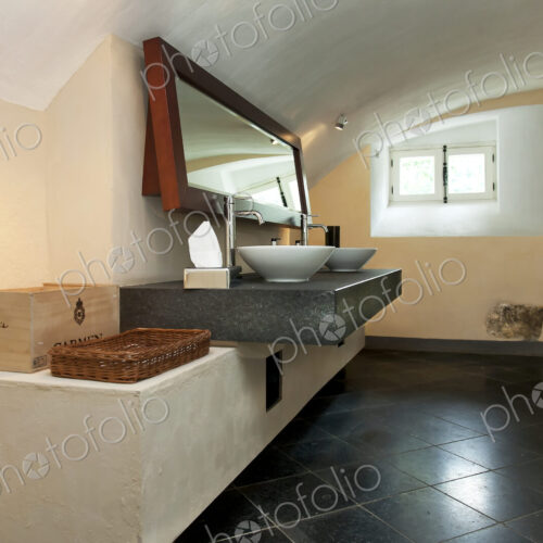 Luxury Public Bathroom Luxury Public Bathroom
